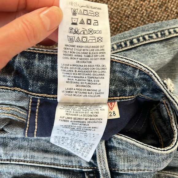 Guess 1981 Skinny Jean with patches - Picture 6 of 11